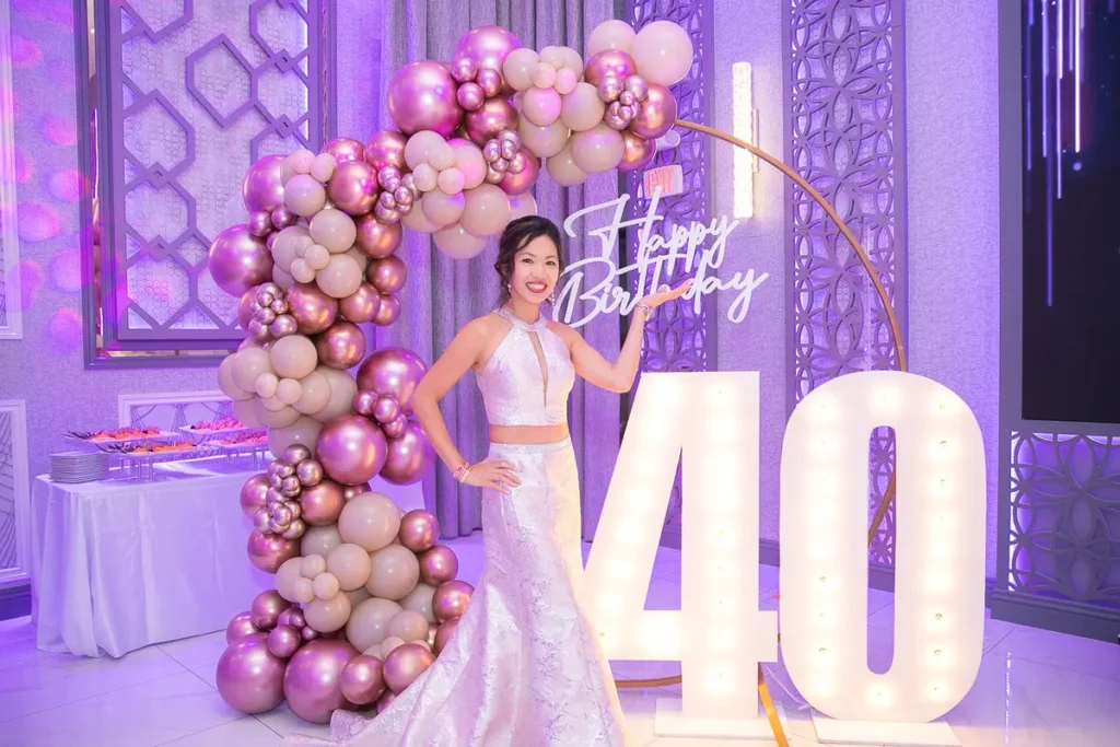 Event lighting for woman 40th birthday by GC Event Studio